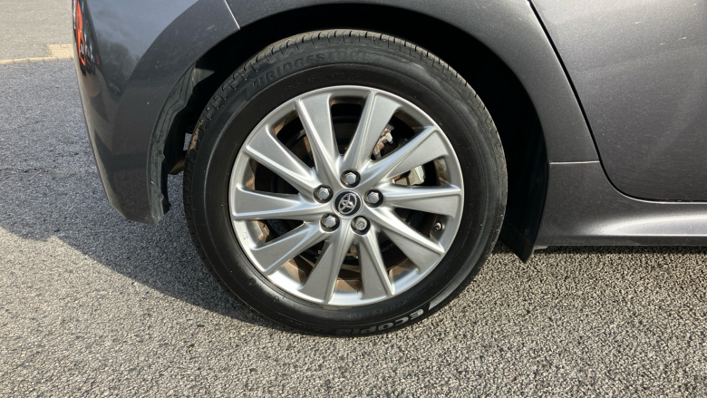 Toyota Yaris 1.5 Hybrid Icon 5dr CVT Hybrid Hatchback